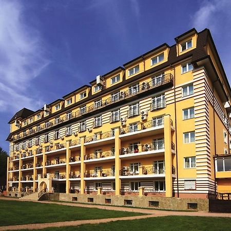 Royal Hotels And Spa Resorts Promenad Truskawez Exterior foto