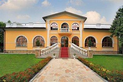 Royal Hotels And Spa Resorts Promenad Truskawez Exterior foto