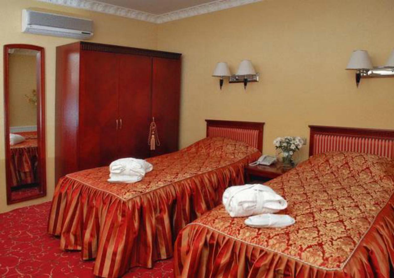 Royal Hotels And Spa Resorts Promenad Truskawez Exterior foto